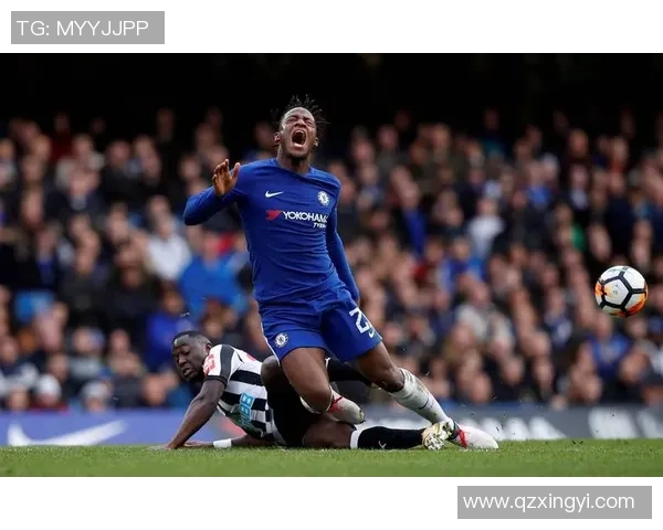 欧冠激战本菲卡与切尔西战成平局红牌事件引发全场热议与转会传闻